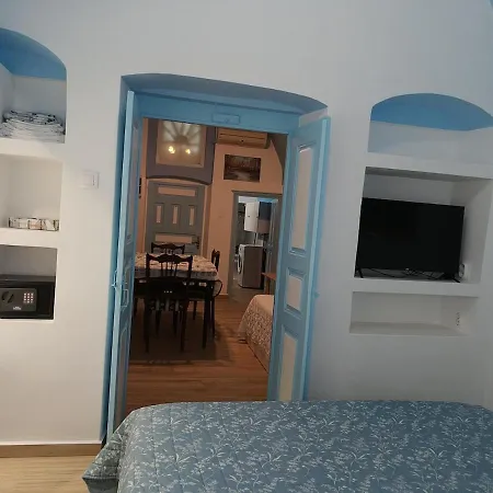 Daire Odysseas Traditional House *