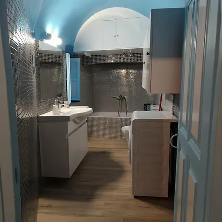 Odysseas Traditional House *